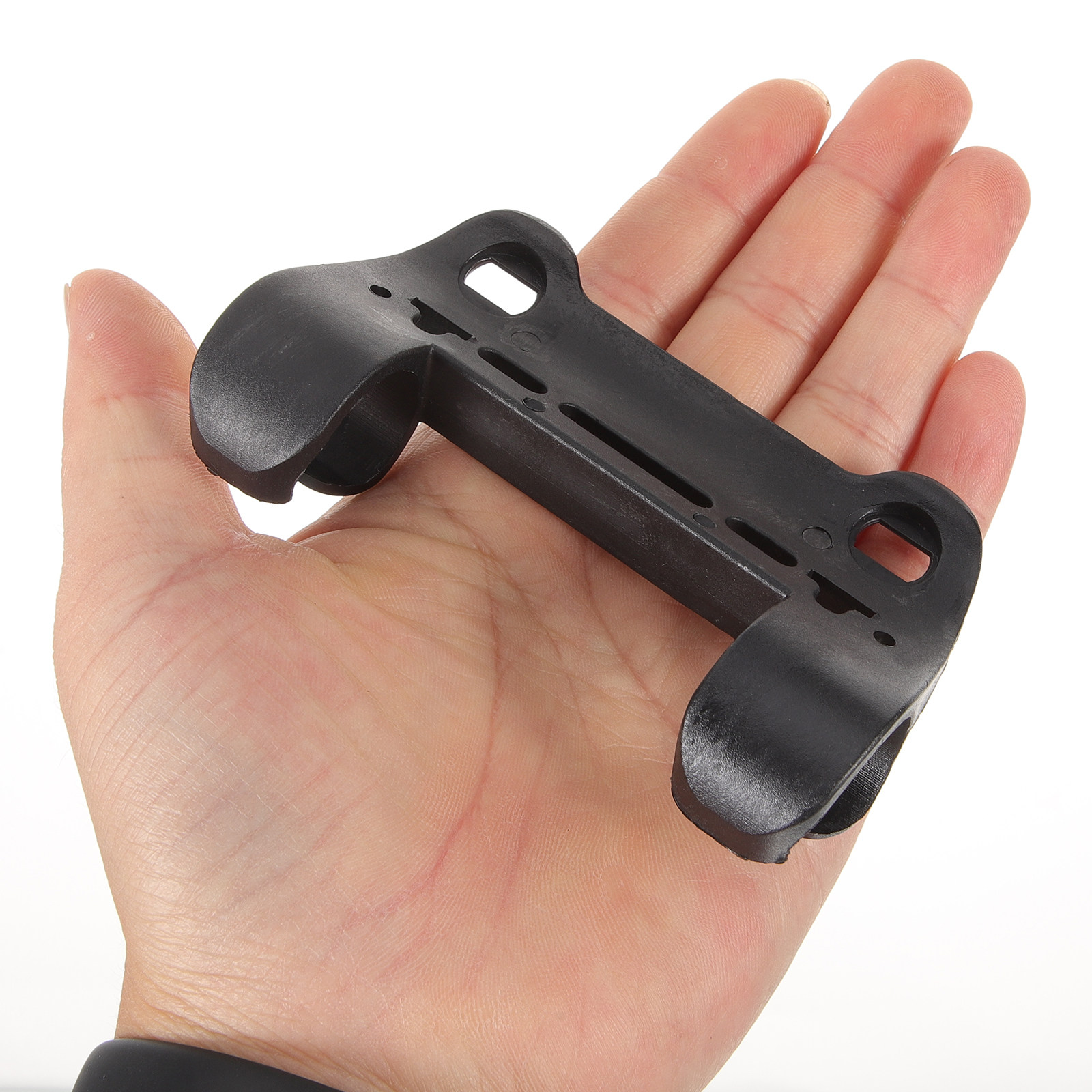 Penyangga Pompa Sepeda, Klip P - Bike Pump Frame Mount ulasan dan harga